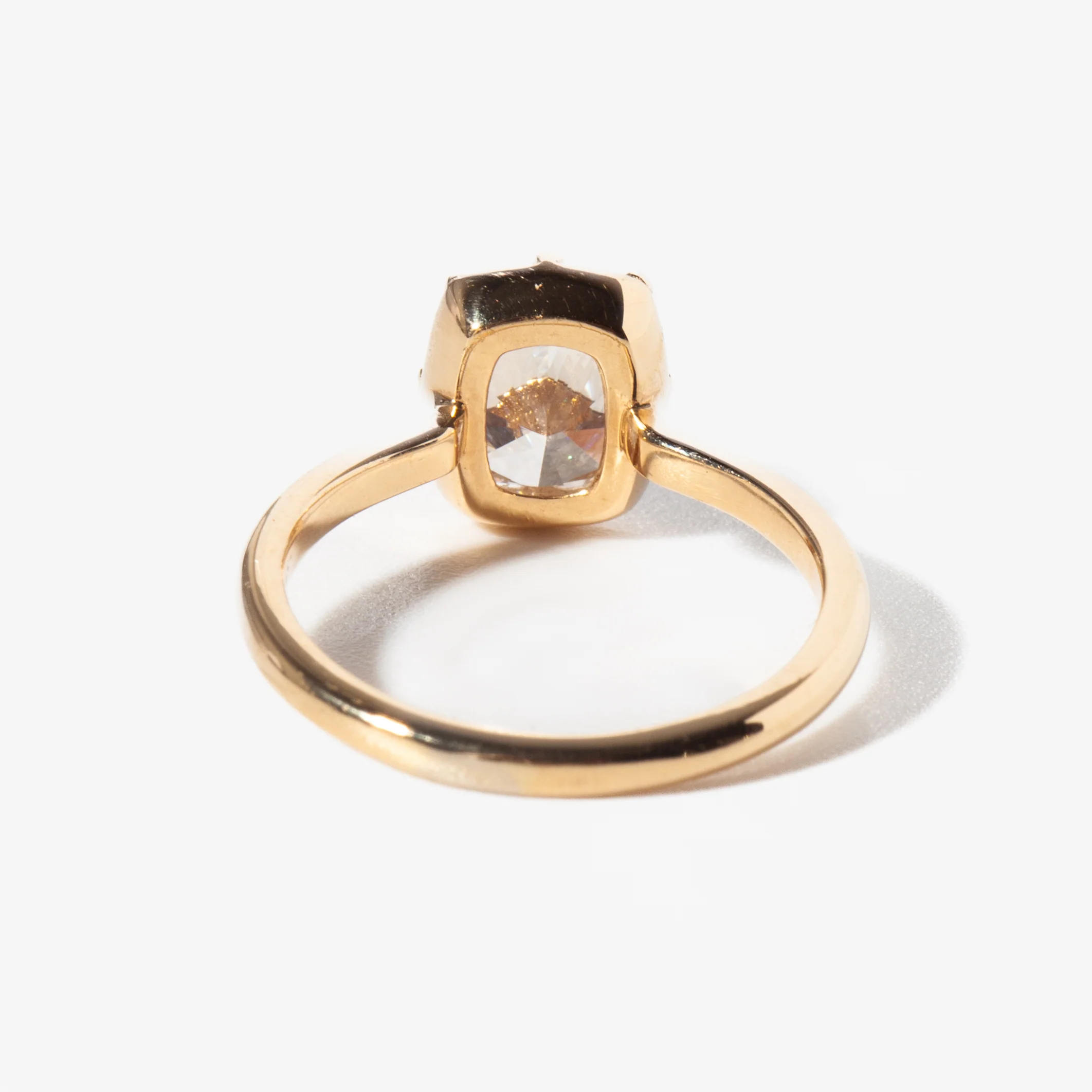 1.50 ct Elongated Cushion Diamond Tableau Solitaire - Image 4