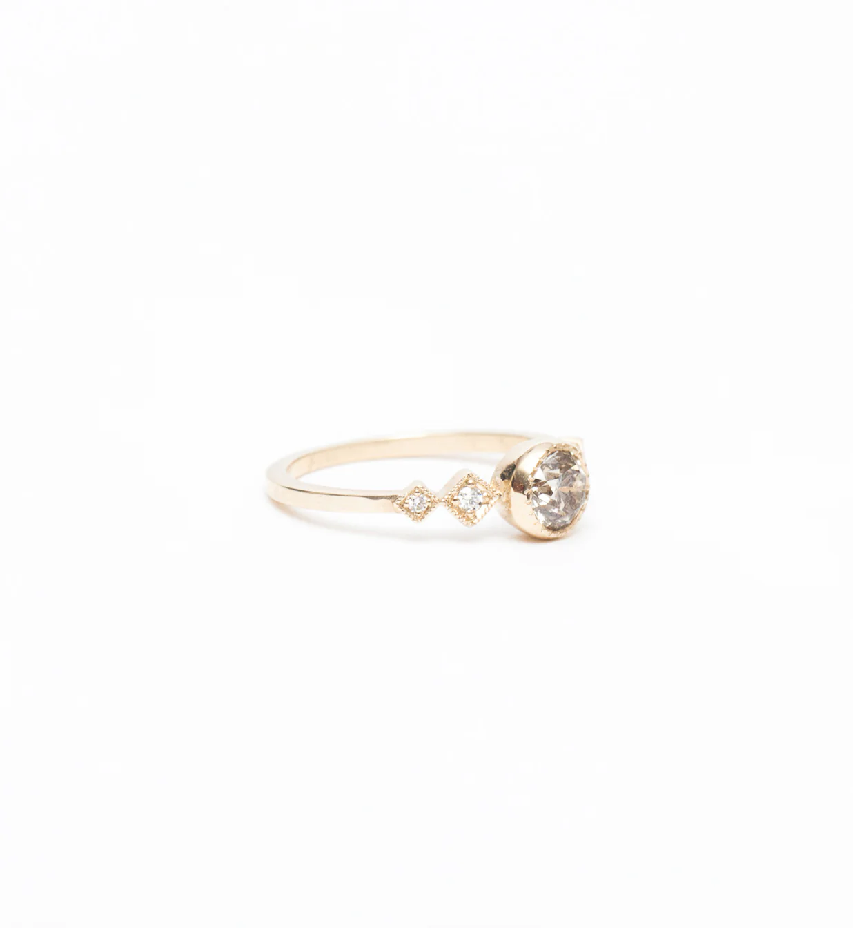Champagne Diamond Solitaire Echo Ring - Image 3