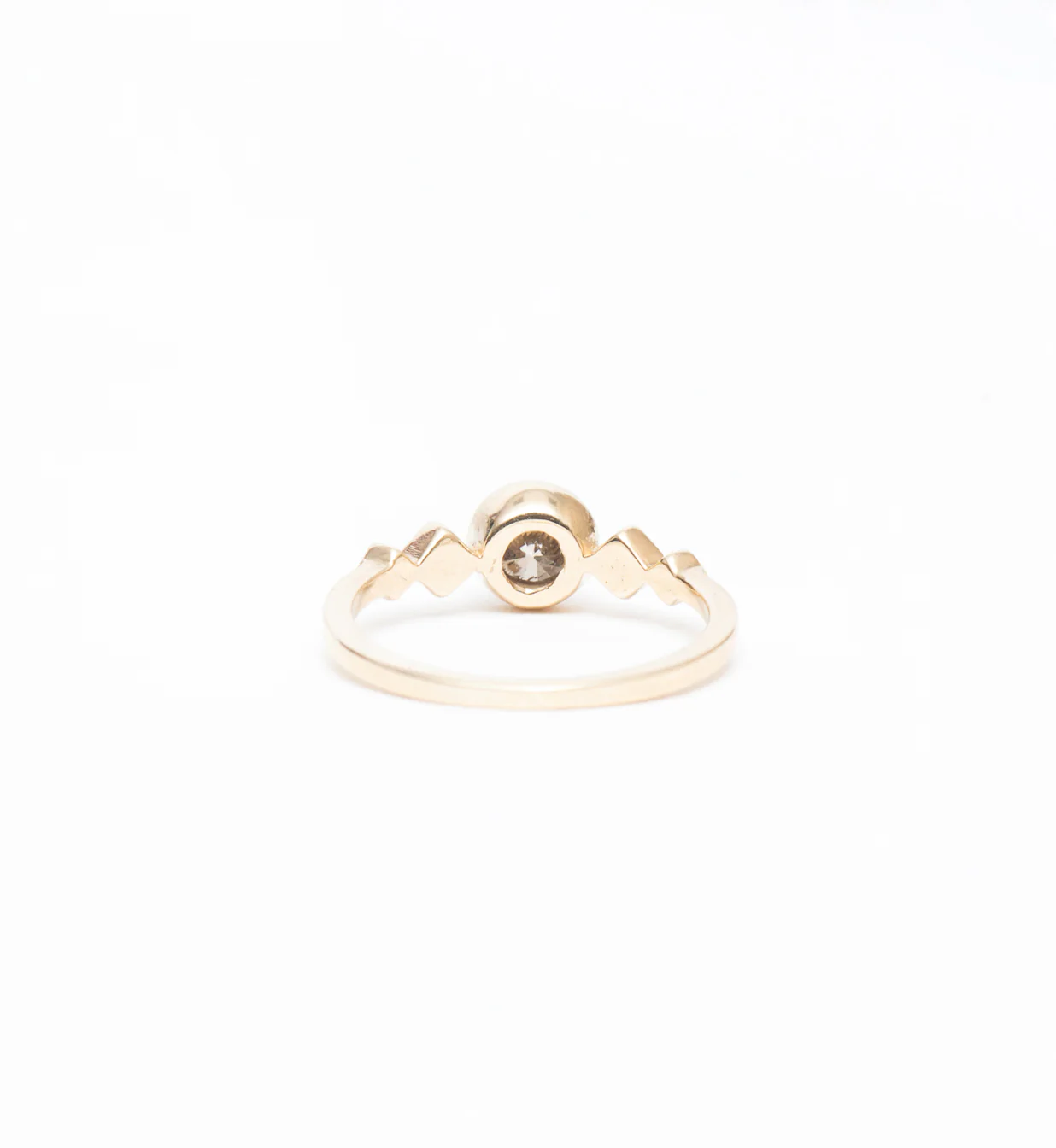 Champagne Diamond Solitaire Echo Ring - Image 4