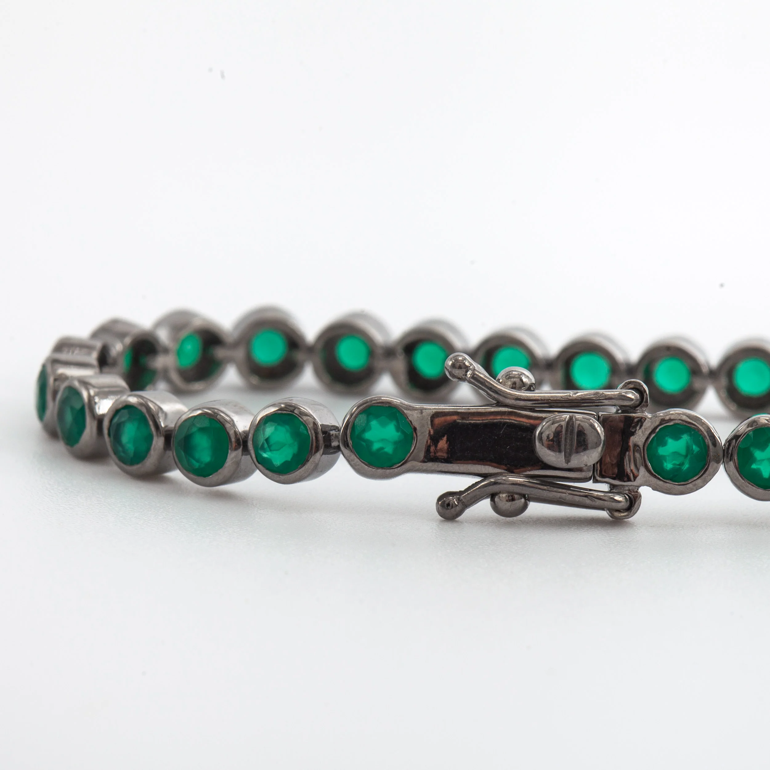 Green Onyx Petite Dot Tennis Bracelet - Image 3