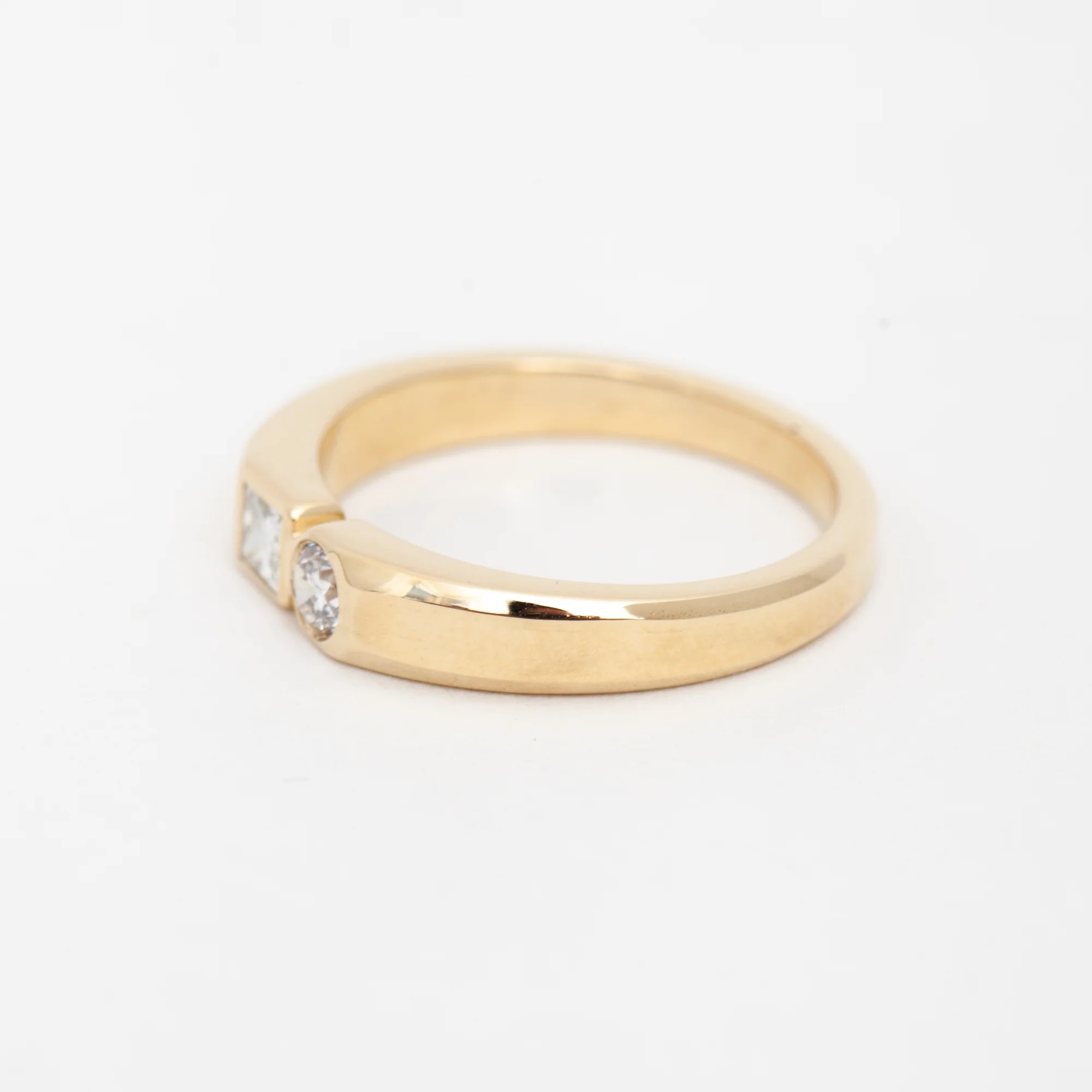 Princess Cut Diamond Dyad Signet Ring - Image 3