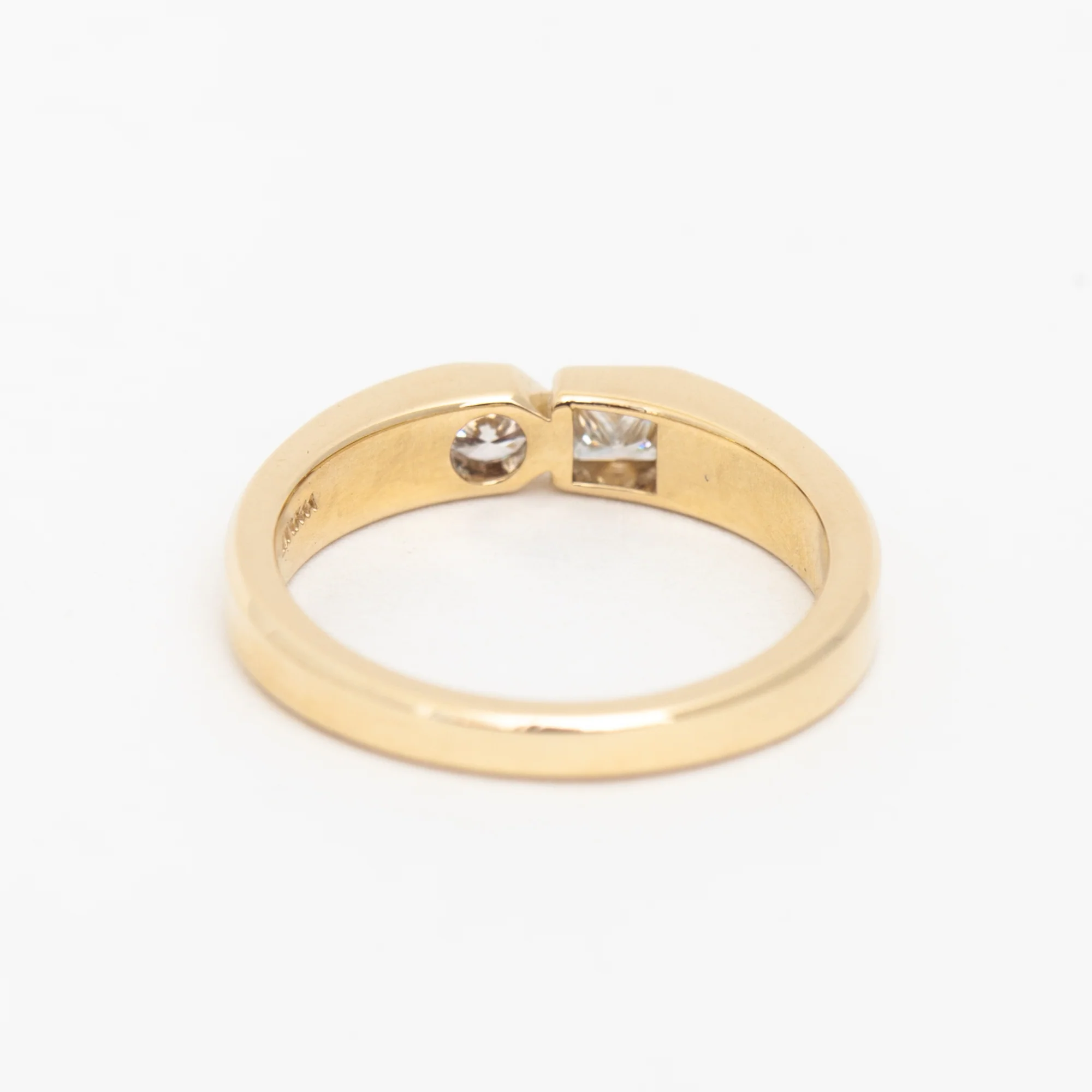 Princess Cut Diamond Dyad Signet Ring - Image 4