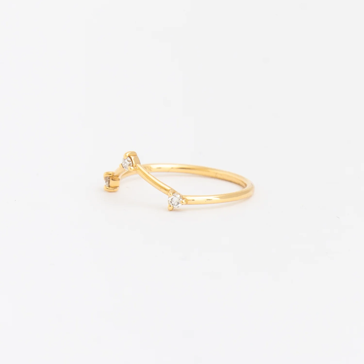 White Diamond Three-Step Triangle Ring - Image 3